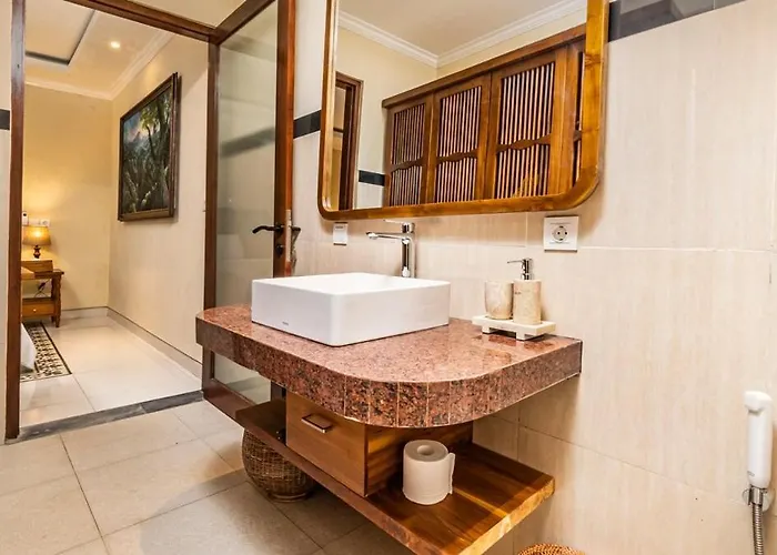 Villa 2br Walking Distance To Bambu Indah