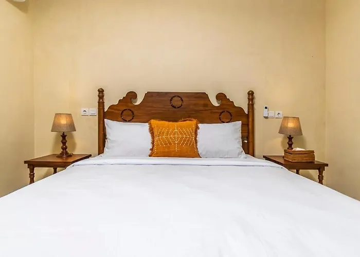 2br Walking Distance To Bambu Indah